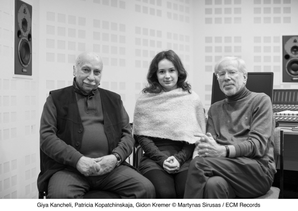 Gidon Kremer, Patricia Kopatchinskaja, Kremerata Baltica: Giya Kancheli: Chiaroscuro - CD Foto #4