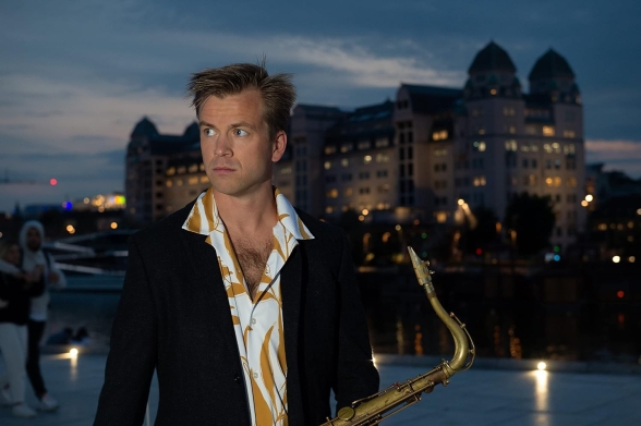 Marius Neset: Happy - Plak Foto #3