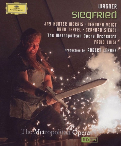 The Metropolitan Opera Orchestra, Patricia Bardon, Mojca Erdmann, Fabio Luisi, Hans-Peter König, Jay Hunter Morris, Eric Owens, Gerhard Siegel, Bryn Terfel, Deborah Voigt: Wagner: Siegfried - BluRay Foto #1