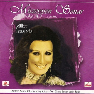 Müzeyyen Senar: Güller Arasında - CD