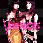 The Veronicas: Hook Me Up - CD