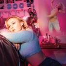Zara Larsson: Poster Girl - Plak Foto #1