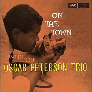 Oscar Peterson Trio: On The Town + 1 Bonus Track - Plak